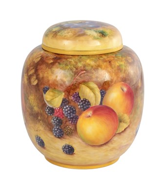 Lot 98 - A FINE 20TH CENTURY ROYAL WORCESTER GINGER JAR AND COVER