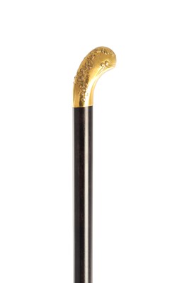 Lot 653 - A 19TH CENTURY FRENCH GILT METAL PISTOL GRIP HANDLE WALKING STICK