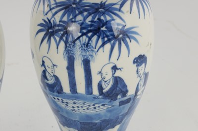 Lot 172 - A MATCHED PAIR OF CHINESE BLUE AND WHITE PORCELAIN VASES