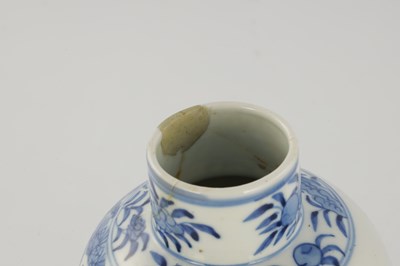 Lot 172 - A MATCHED PAIR OF CHINESE BLUE AND WHITE PORCELAIN VASES