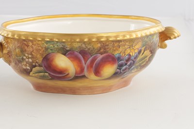 Lot 63 - A FINE ROYAL WORCESTER FRUIT BLACK MARK TUREEN AND COVER SIGNED J S KERNETT