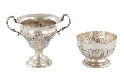 Lot 456 - TWO EARLY 20TH CENTURY SILVER ITEMS