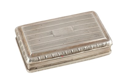 Lot 450 - A GEORGE III SILVER SNUFF BOX