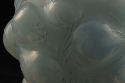 Lot 1 - A RENE LALIQUE OPALESCENT AND BLUE STAINED 'TULIPES' VASE