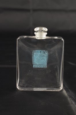 Lot 3 - A RENE LALIQUE 'D'HERAUD' SQUARE CLEAR GLASS PERFUME BOTTLE