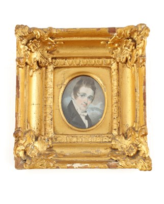 Lot 1069 - AN 18TH CENTURY ENGLISH SCHOOL PORTRAIT MINIATURE ON IVORY