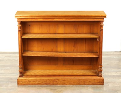 Lot 1273 - HINDLEY & SONS. 134 OXFORD STREET, LONDON. A GOOD 19TH CENTURY SATINWOOD OPEN BOOKCASE