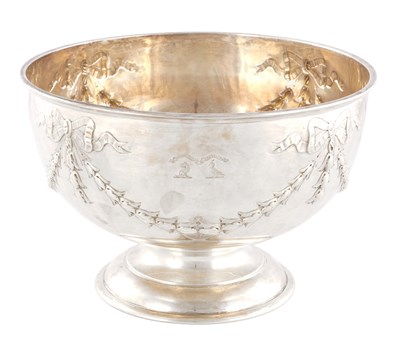 Lot 311 - AN EDWARD VII SILVER FOOTED BOWL