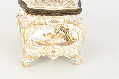 Lot 78 - A LATE 19TH CENTURY ITALIAN CAPODIMONTE GILT METAL MOUNTED PORCELAIN TABLE JEWELLERY CASKET