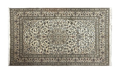 Lot 764 - A FINE HAND KNOTTED PERSIAN CARPET FROM KASHAN