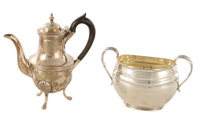 Lot 471 - A GEORGE V SILVER SUGAR BOWL AND SMALL COFFEE POT