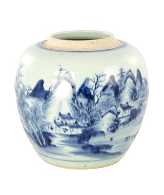 Lot 124 - A 19TH CENTURY CHINESE BLUE AND WHITE PORCELAIN GINGER JAR