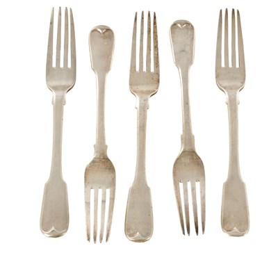 Lot 285 - A SET OF FIVE PROVINCIAL SCOTTISH SILVER FIDDLEBACK TABLE FORKS