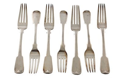 Lot 391 - A SET OF SEVEN PROVINCIAL SCOTTISH SILVER FIDDLEBACK TABLE FORKS