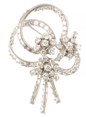 Lot 587 - A 1950’S PLATINUM DIAMOND FLOWER BROOCH