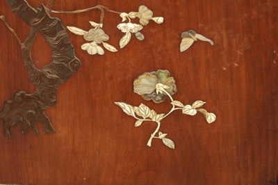 Lot 166 - A PAIR OF 19TH CENTURY JAPANESE SHIBAYAMA HARDWOOD HANGING PLAQUES