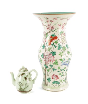 Lot 150 - A 19TH CENTURY CHINESE PORCELAIN ENAMELLED VASE