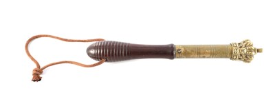 Lot 889 - A GEORGE III TURNED ROSEWOOD AND BRASS TIPSTAFF