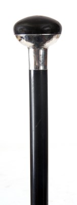 Lot 227 - AN UNUSUAL BAKELITE AND SILVER WALKING CANE...