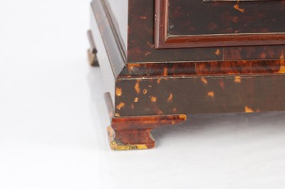 Lot 1543 - JOHN TOMLIN, LONDON. A FINE LATE 19TH CENTURY WILLIAM AND MARY STYLE TORTOISESHELL BRACKET CLOCK