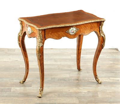 Lot 1589 - A GOOD 19TH CENTURY FRENCH KINGWOOD AND PORCELAIN PANELLED WRITING TABLE