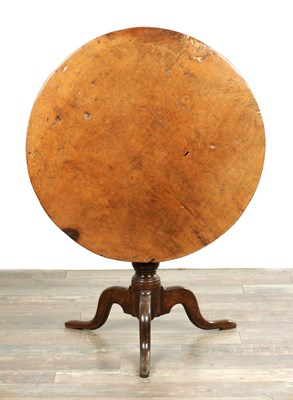 Lot 1692 - AN 18TH CENTURY ONE PIECE SYCAMORE TOPPED TILT-TOP TABLE
