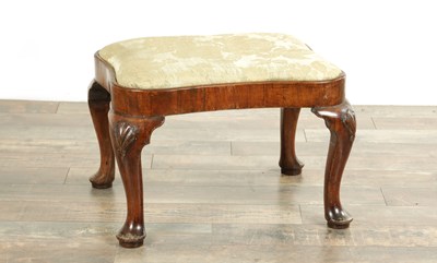 Lot 1600 - A GOOD 18TH CENTURY WALNUT FIGURE OF EIGHT SHAPED DRESSING STOOL
