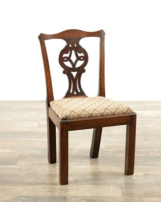 Lot 1618 - AN EDWARDIAN MAHOGANY CHIPPENDALE STYLE CHILDS CHAIR