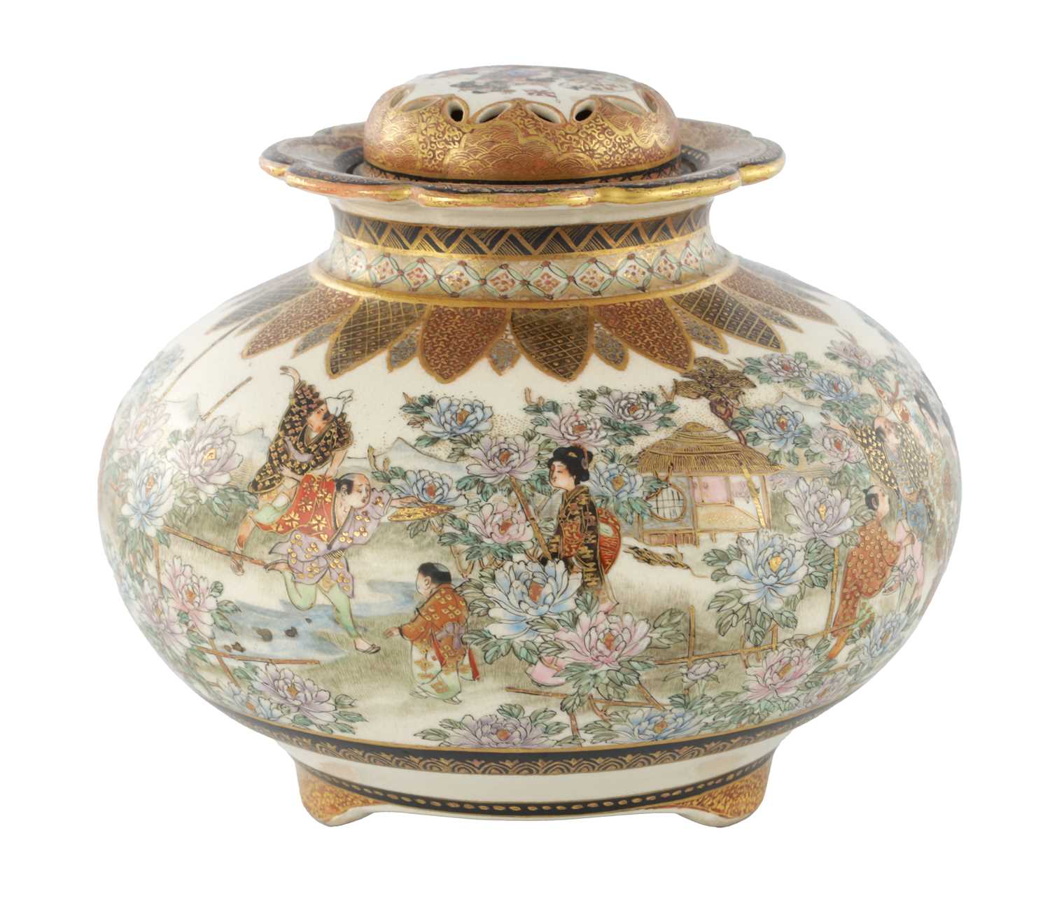Lot 563 - A JAPANESE MEIJI PERIOD SATSUMA KORO OF BULBOUS FORM