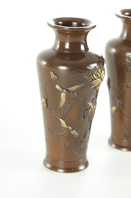 Lot 562 - A SMALL PAIR OF JAPANESE MEIJI PERIOD BRONZE AND MIXED METAL CABINET VASES