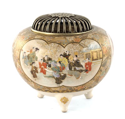 Lot 664 - A FINE JAPANESE MEIJI PERIOD SATSUMA KORO