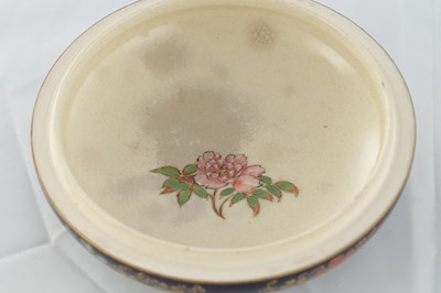 Lot 1698 - A JAPANESE MEIJI PERIOD SATSUMA BOWL AND COVER