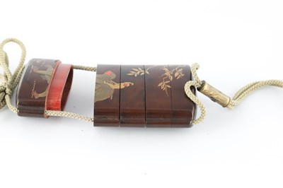 Lot 525 - A FINE JAPANESE MEIJI PERIOD FIVE CASE LACQUERWORK AND GOLD GILT HIGHLIGHTED INRO