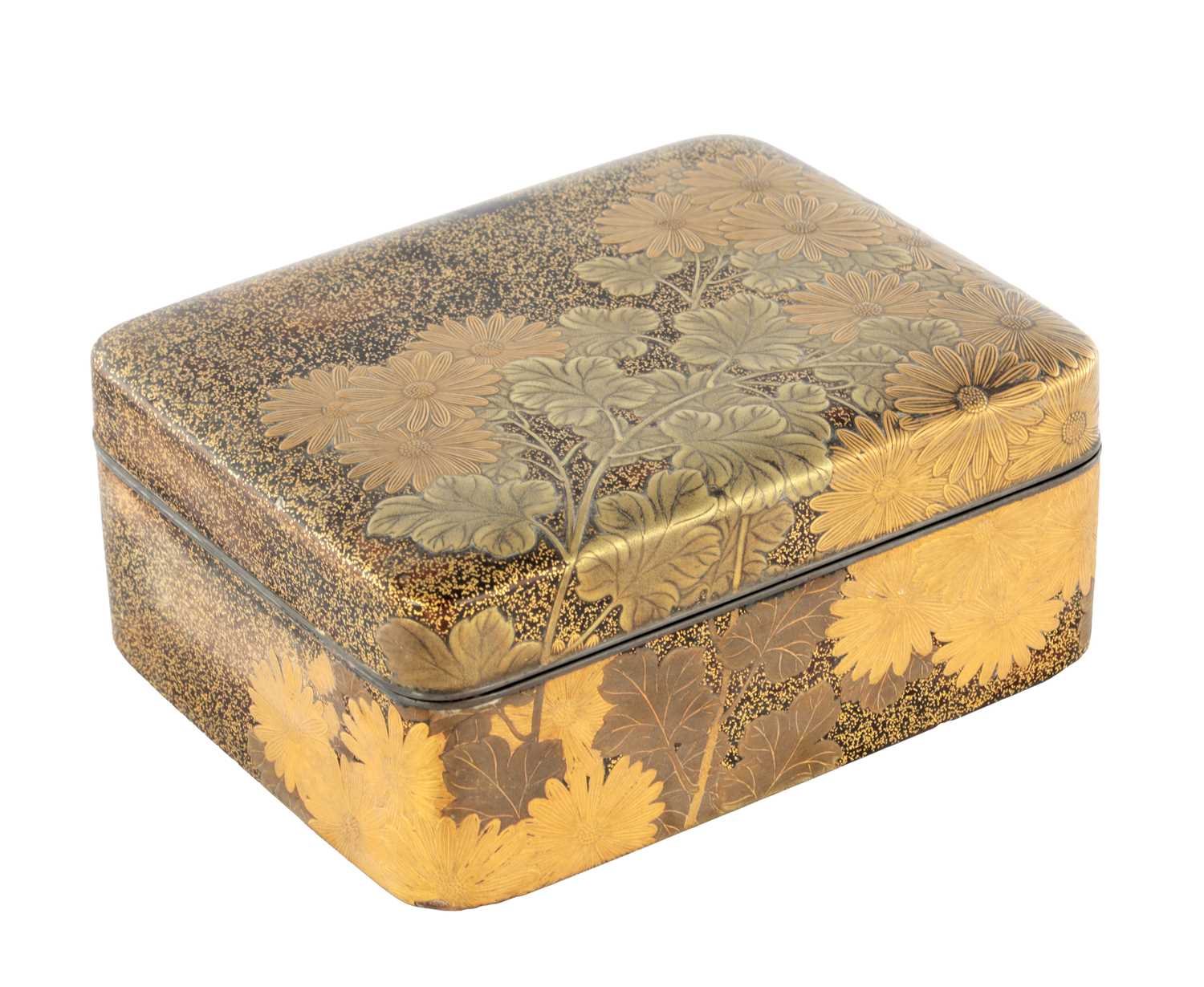 Lot 570 - A JAPANESE MEIJI PERIOD GILT LACQUERED RECTANGULAR BOX AND COVER
