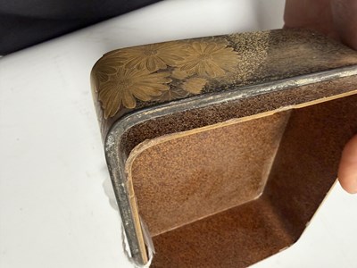 Lot 570 - A JAPANESE MEIJI PERIOD GILT LACQUERED RECTANGULAR BOX AND COVER