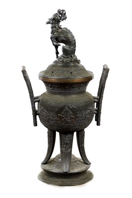Lot 588 - A LARGE LATE 19TH CENTURY CHINESE BRONZE CENSER AND COVER