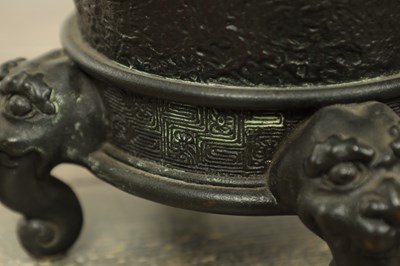 Lot 58 - A LARGE PAIR OF JAPANESE MEIJI PERIOD BRONZE VASES