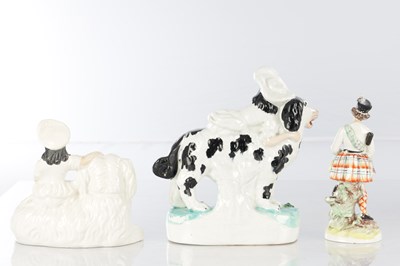 Lot 92 - A COLLECTION OF 19TH CENTURY STAFFORDSHIRE WARE