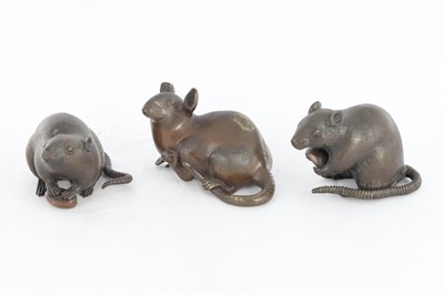 Lot 571 - THREE MINIATURE JAPANESE MEIJI PERIOD PATINATED BRONZE SCULPTURES