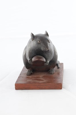 Lot 439 - A LIFESIZE JAPANESE MEIJI PERIOD PATINATED BRONZE SCULPTURE