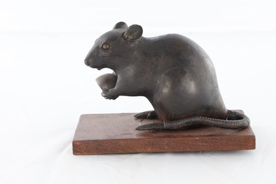 Lot 439 - A LIFESIZE JAPANESE MEIJI PERIOD PATINATED BRONZE SCULPTURE