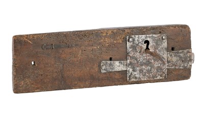 Lot 921 - A 17TH CENTURY IRON WORK LOCK