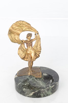 Lot 970 - FRANZ BERGMANN, A 19TH CENTURY AUSTRIAN COLD-PAINTED EROTIC FIGURAL BRONZE AND ANTICO VERDE MARBLE PIN TRAY
