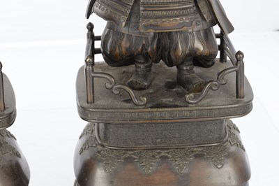 Lot 496 - A LARGE PAIR OF JAPANESE MEIJI PERIOD BRONZE FIGURES