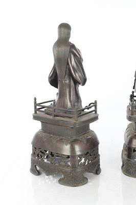 Lot 496 - A LARGE PAIR OF JAPANESE MEIJI PERIOD BRONZE FIGURES