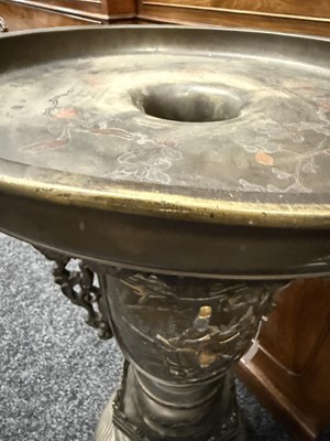 Lot 475 - A LARGE AND IMPRESSIVE PAIR OF JAPANESE MEIJI PERIOD BRONZE SECTIONAL VASES