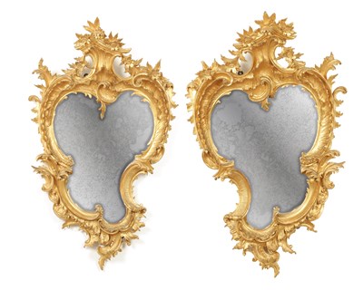 Lot 1606 - A GOOD PAIR OF 19TH CENTURY CARVED GILTWOOD HANGING MIRRORS