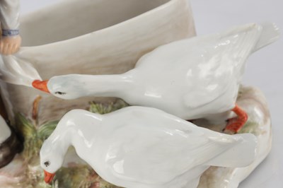Lot 64 - A 19TH CENTURY MEISSEN PORCELAIN FIGURE GROUP