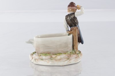 Lot 64 - A 19TH CENTURY MEISSEN PORCELAIN FIGURE GROUP