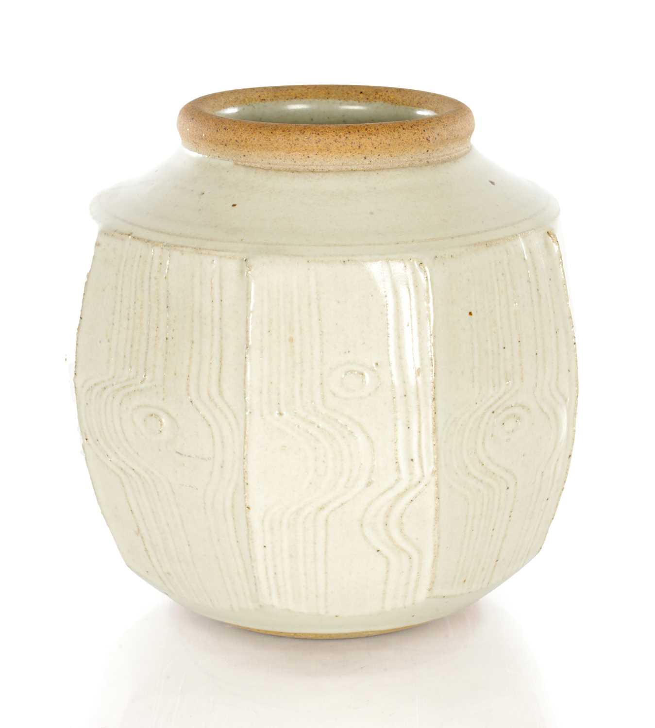 Lot 49 - A DAVID LLOYD-JONES (1928 - 1994). STONEWARE GLAZED ART POTTERY FACETED VASE